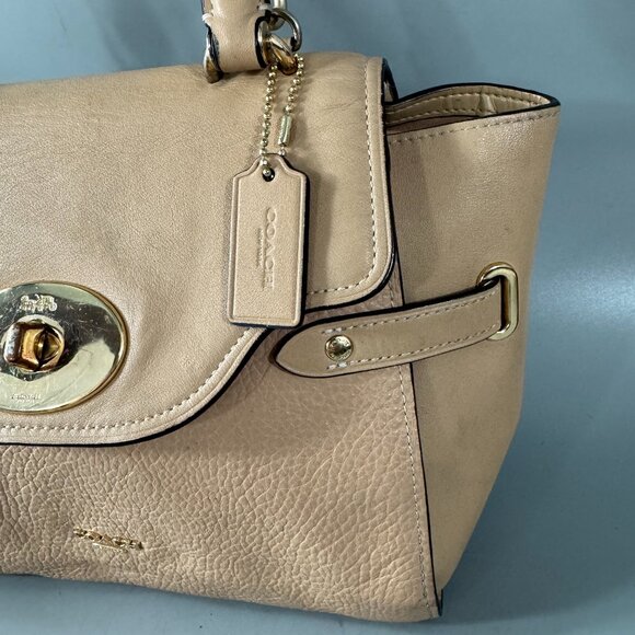 COACH F32106 BLAKE FLAP CARRYALL IN BEECHWOOD/LIGHT GOLD - Picture 3 of 14